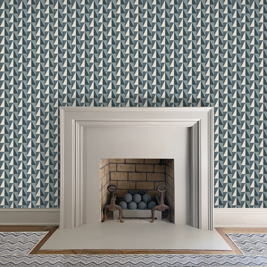 Refined Storm Blue and Ivory White Medium Scale Wallpaper